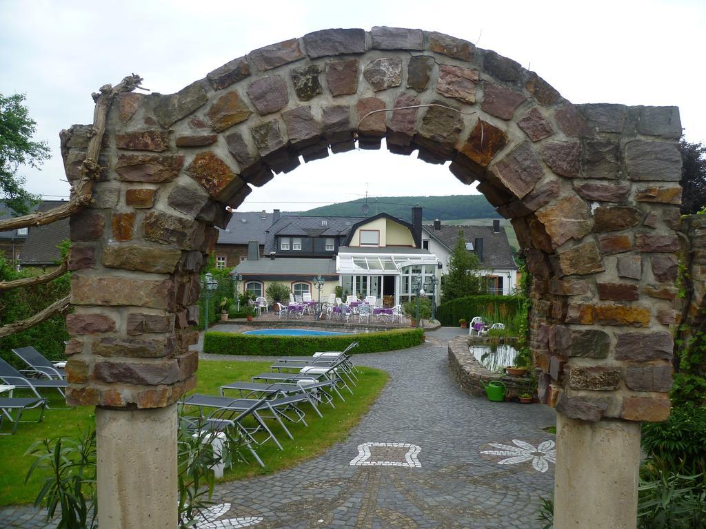 Pension-Elfi Maring-Noviand Esterno foto